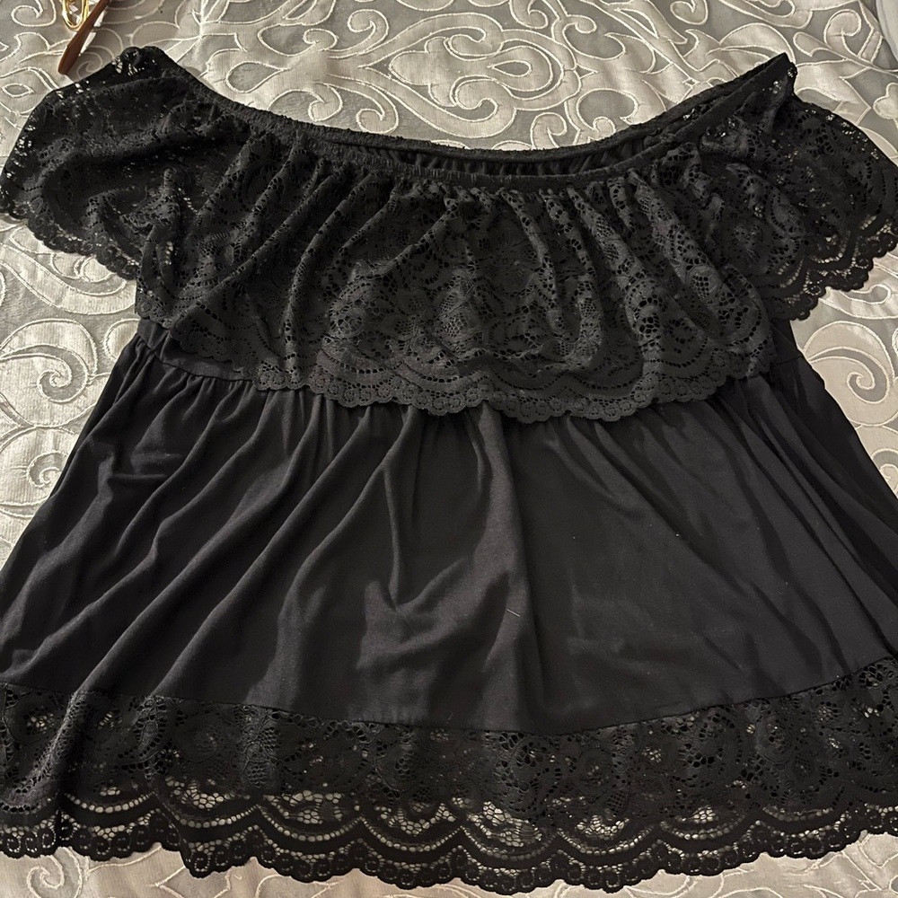 Torrid off the shoulder Super Soft Lace Embellished Shirt